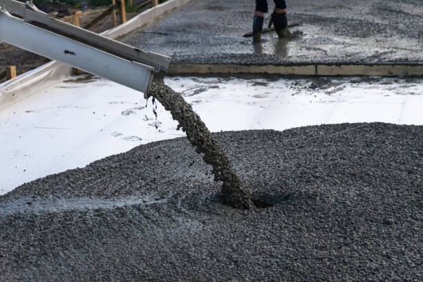 Best Concrete Pool Decks in Morada, CA